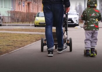 аліменти, скріншот з відео