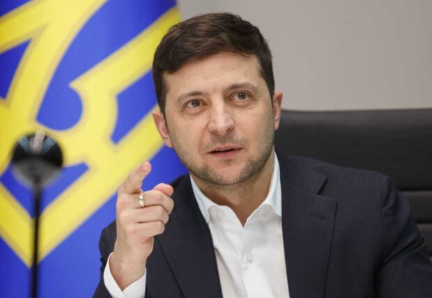 Зеленский договорился с Маском о доставке новых терминалов Starlink и пригласил его в Украину - "После войны"