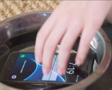 Водостойкий Samsung "полетел" за полчаса