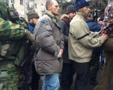 Справжній герой: чеченець-вертухай злякався українського полоненого
