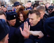 Європарламент вимагає терміново звільнити Навального
