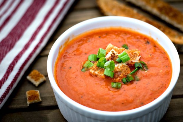 Пикантный рецепт супа из красного перца