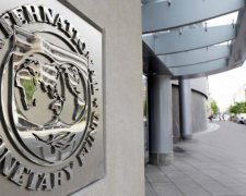 У відносинах з МВФ уряду слід врахувати досвід Аргентини та Польщі, – Коновалюк