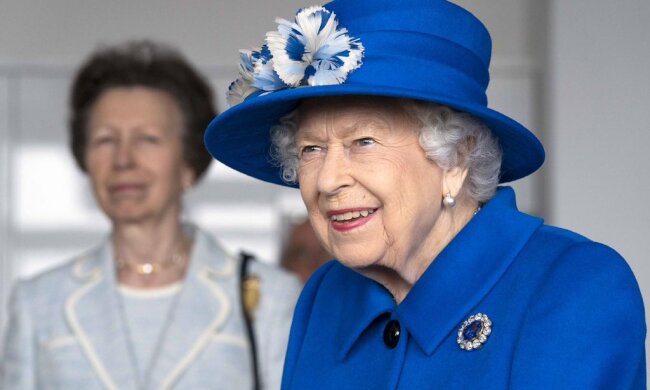 Королева Елизавета II-фото RoyalFamily