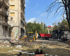 Ликвидация последствий обстрела в Соломенском районе Киева