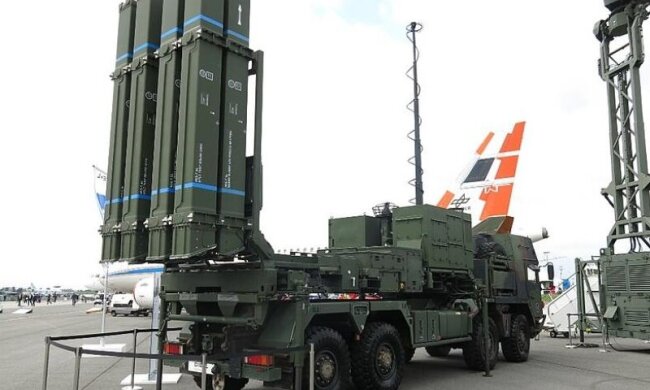 Німецька пускова установка IRIS-T, яку отримала Україна