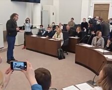 Депутатський хор, скріншот із відео