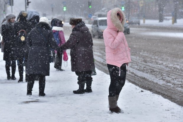 Україну завалить снігом: пекельний циклон вже близько, синоптики радять перечекати вдома