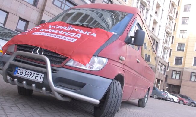 "Українська команда" передала розвідникам Mercedes Sprinter