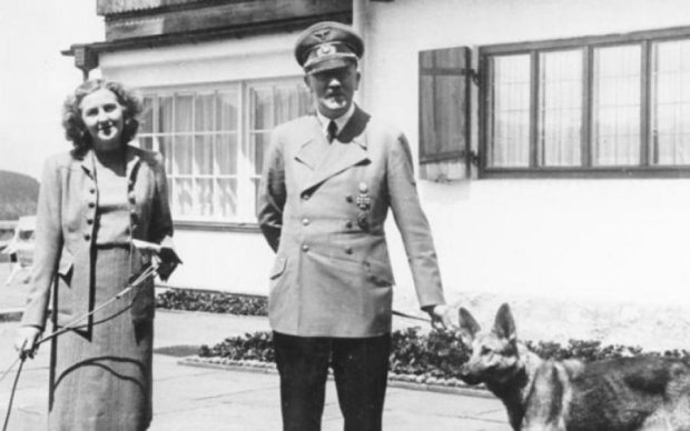 Жестокие шутки и любовницы-самоубийцы: странные привычки Адольфа Гитлера 