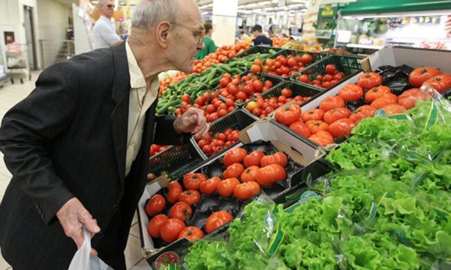 Овощи в супермаркете, фото press.lv