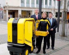 DHL предоставит почтальонам робота-напарника