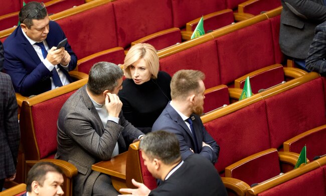 В Раде, фото facebook "Слуга народа"