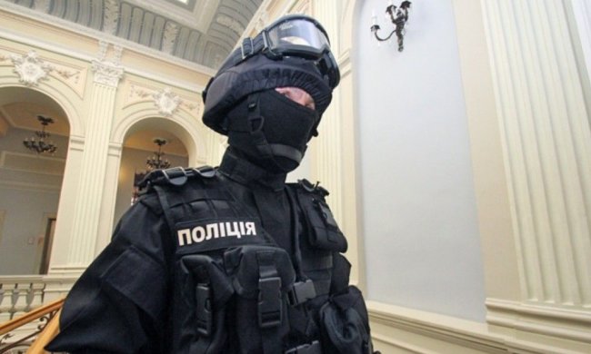 Под Днепром жестоко поиздевались над правоохранителем: тело несчастного нашли в лесу