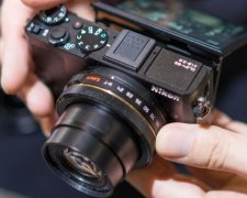 Nikon отказался от компактных премиум камер