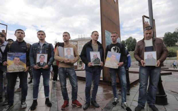 "Пленники Мордора": Путину передали привет из центра Киева