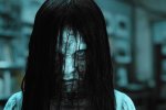 Схоже на кадри "Дзвінка": гола і несамовита дівчина потрапила на відео