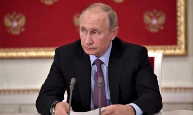 Злочини Путіна увічнили в пам'ятнику