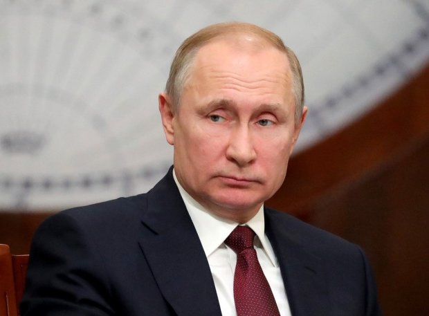 Путин готовится к выборам в Украине: кибератаки, запугивание кандидатов и сотни миллионов долларов