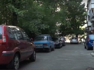 парковка, скріншот з відео