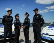 В Северодонецке патрульные полицейские приняли присягу