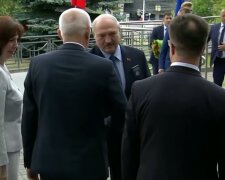 Александр Лукашенко, скриншот из видео