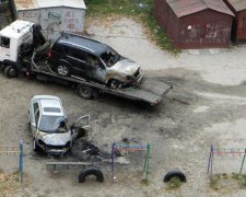В Сумах вночі згоріли два автомобілі (фото)