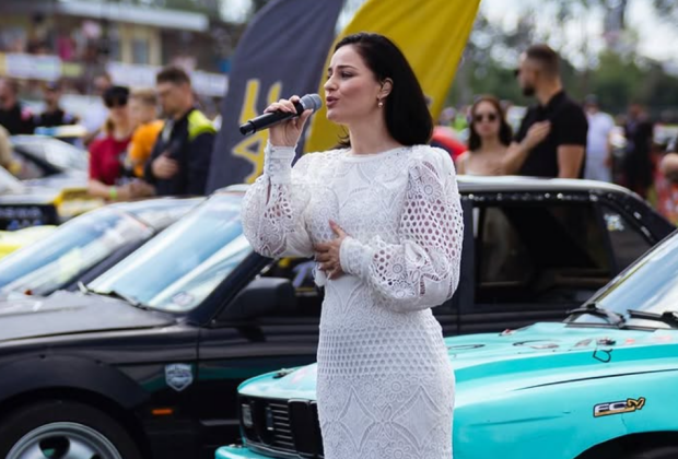 "Сльози зупиняють спів": Марта Адамчук зізналася про таємницю Тіни Кароль, яка її рятує