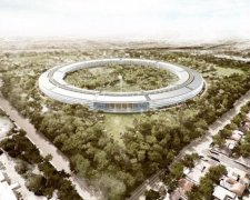 “Космічний” офіс Apple з висоти пташиного польоту (відео)