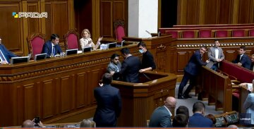 Сутички, Тищенко і Лерос - скріншот
