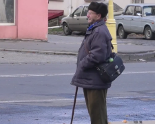 Пенсіонер. Фото: скрін youtube