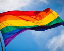 США призвали киевлян защитить гей-парад