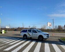 Київські копи вкрали улюблену крихітку львів'янина: "10 тисяч за колеса"