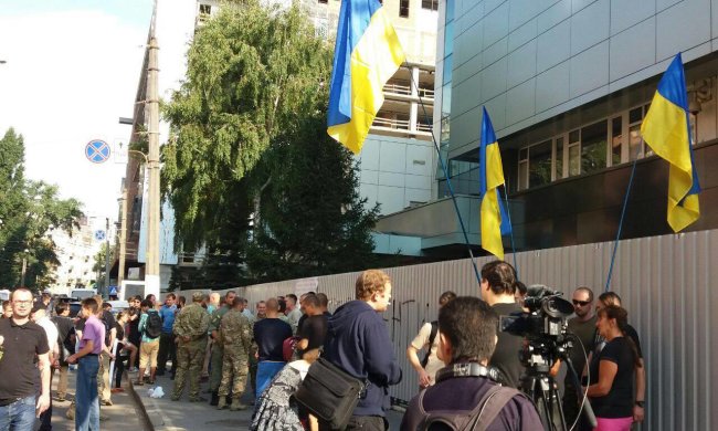 "Интер" начинает качать языковую повестку, дух кремлевской пропаганды витает в эфире, украинцы в ярости