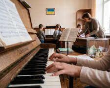 музична школа фортепіано діти навчання