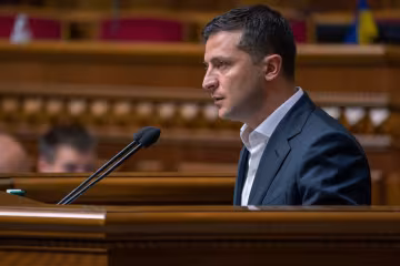 Главное за ночь: запрет от Зеленского, Ляшко в презервативах, возврат субсидий и Евро-2020