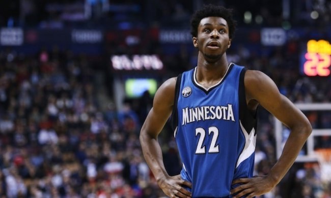 Данк форварда Миннесоты стал лучшим игровым моментом матчей НБА за 15 февраля