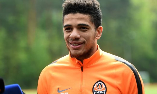 Лидер Шахтера продлил контракт с клубом
