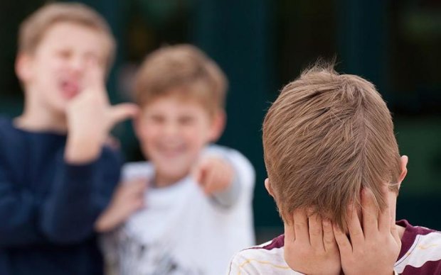 Не дитяче цькування: подія в українській школі шокувала всю країну