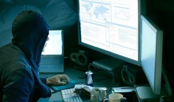 У президента скаржаться на атаки російських хакерів