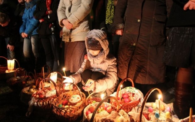 На Великдень українців оберігатимуть десятки тисяч копів