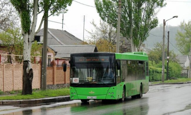 "Русский мир" продает в транспорте украинский мусор