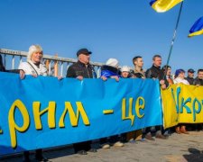 Українці не пробачили британцям "подарований" Крим