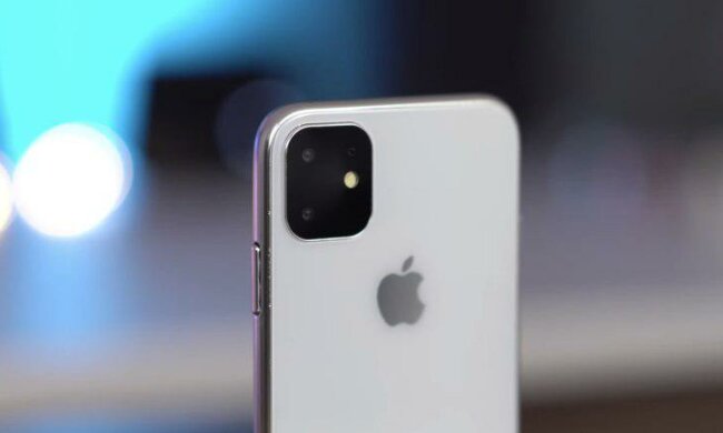 iPhone 11