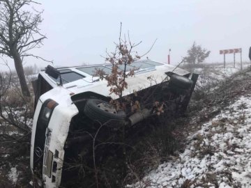 На Закарпатье перевернулся автобус с пассажирами