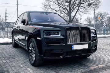 Rolls-Royce Cullinan Black Badge, фото: Instagram kharkiv_cars