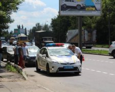 Жорстоке вбивство матері у Вінниці: вулична камера засікла підозрюваного