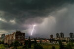Погода 18 мая наделает беды в Украине, будет заливать и греметь