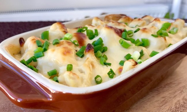 Цвітна капуста, запечена з сиром: рецепт для всіх, хто стежить за фігурою