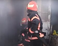 На Буковині слідом за "Розмою" згорів ще один завод - купка попелу